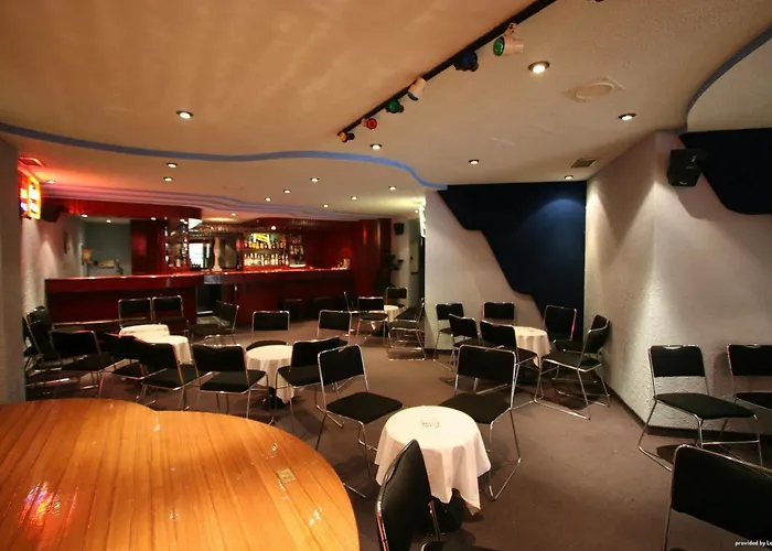 Hotel Estoril 3*